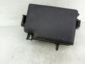 2017 Hyundai Elantra Fusebox Fuse Box Panel Relay Module Fits OEM Used Auto Parts - Oemusedautoparts1.com