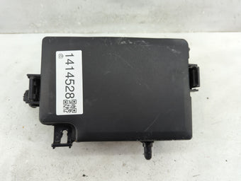 compare product 2017 Hyundai Elantra Fusebox Fuse Box Panel Relay Module P/N:91203 F2200 Fits OEM Used Auto Parts