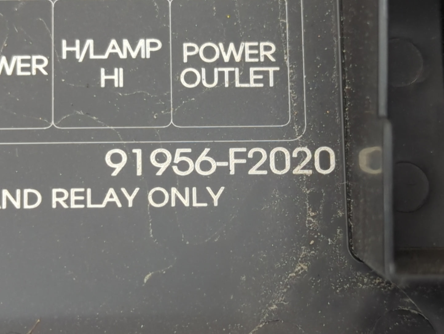 2017 Hyundai Elantra Fusebox Fuse Box Panel Relay Module P/N:91956-F2020 Fits OEM Used Auto Parts - Oemusedautoparts1.com