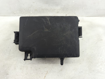 2017 Hyundai Elantra Fusebox Fuse Box Panel Relay Module Fits OEM Used Auto Parts - Oemusedautoparts1.com