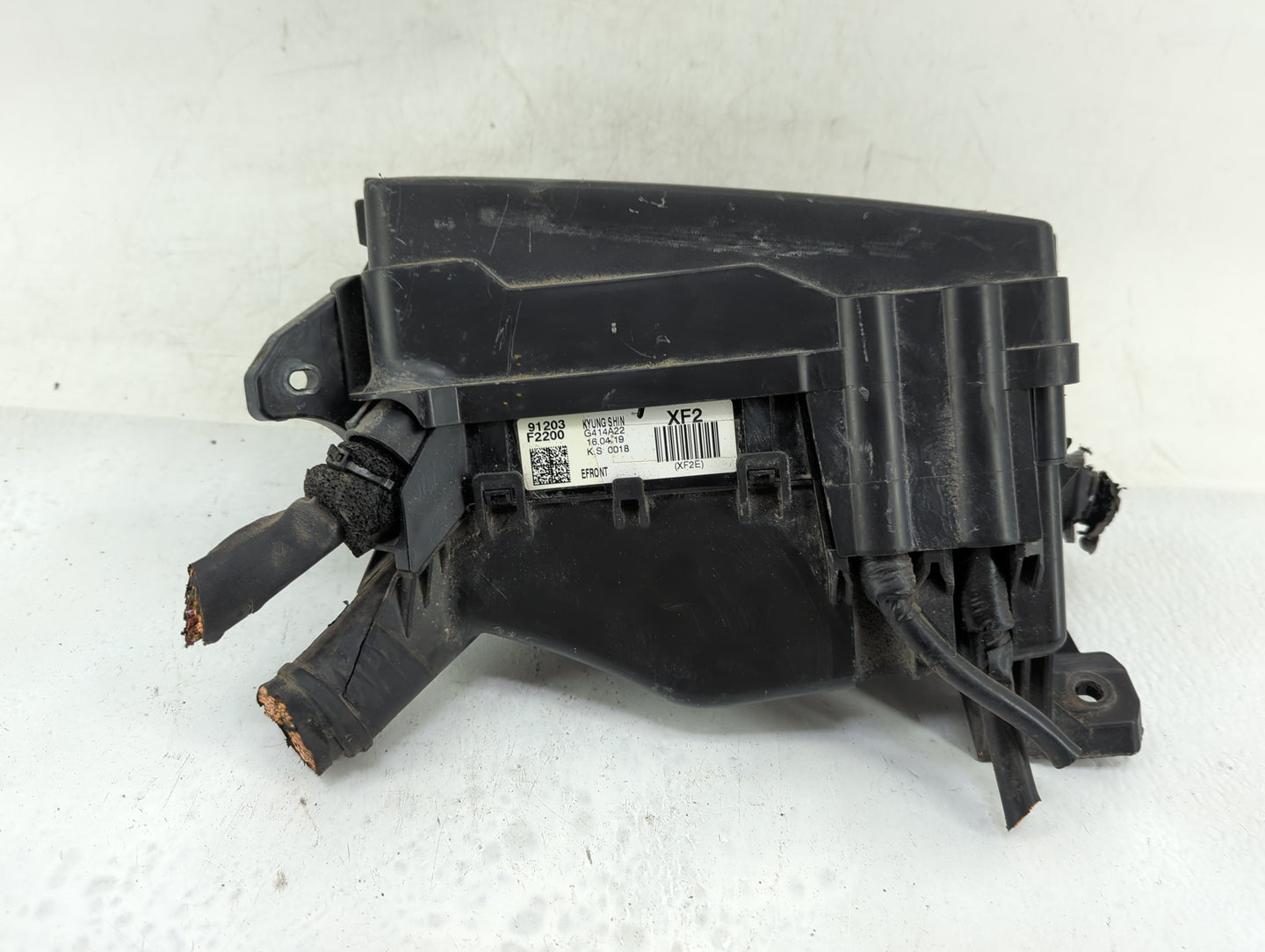 2017 Hyundai Elantra Fusebox Fuse Box Panel Relay Module P/N:91203 F2200 Fits OEM Used Auto Parts - Oemusedautoparts1.com
