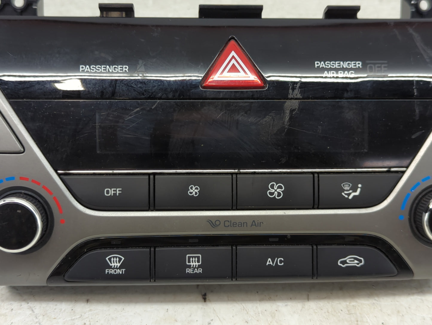 2017-2018 Hyundai Elantra Climate Control Module Temperature AC/Heater Replacement P/N:97250-F2231RET Fits Fits 2017 2018 OE