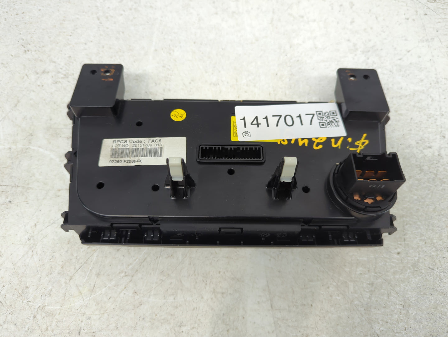 2017-2018 Hyundai Elantra Climate Control Module Temperature AC/Heater Replacement P/N:97250-F20604X Fits Fits 2017 2018 OEM