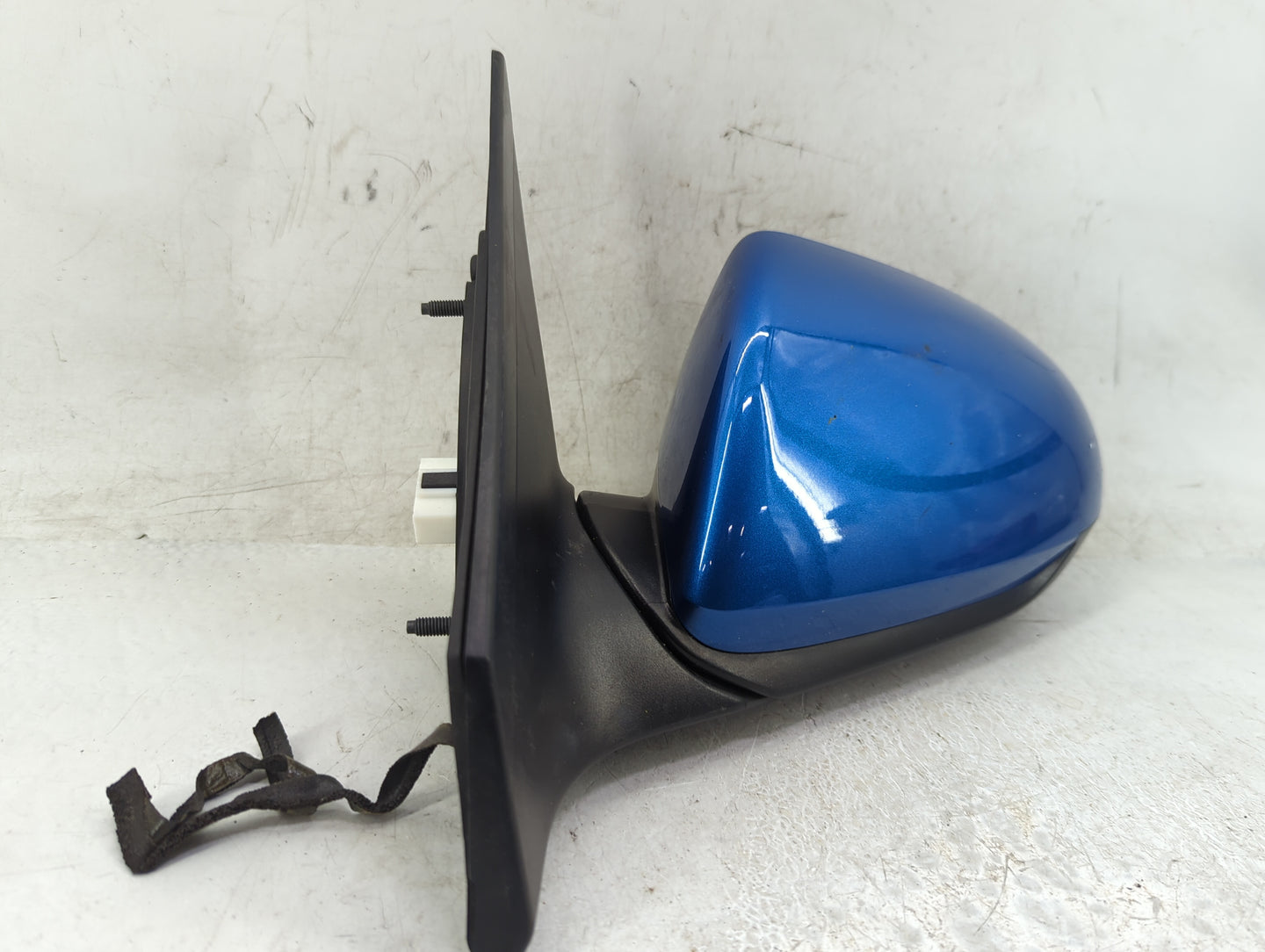 2017-2018 Hyundai Elantra Passenger Side View Mirror - Right Door Mirror OEM Used - Oemusedautoparts1.com