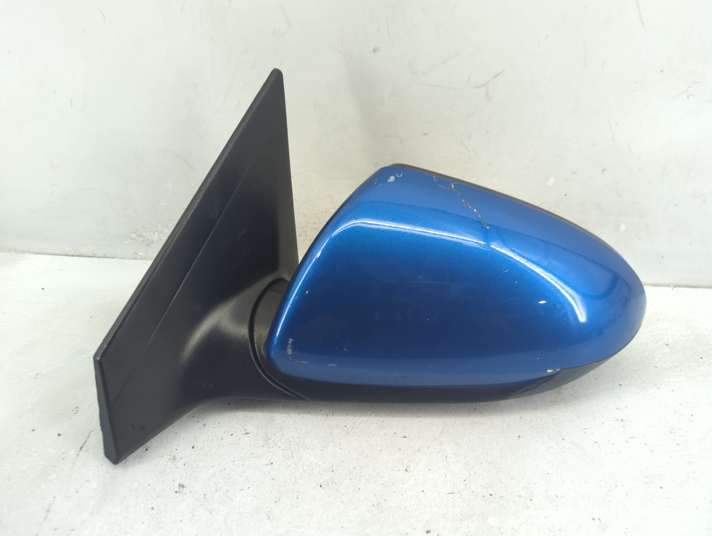 2017-2020 Hyundai Elantra Driver Side View Mirror - Left Door Mirror OEM Used - Oemusedautoparts1.com