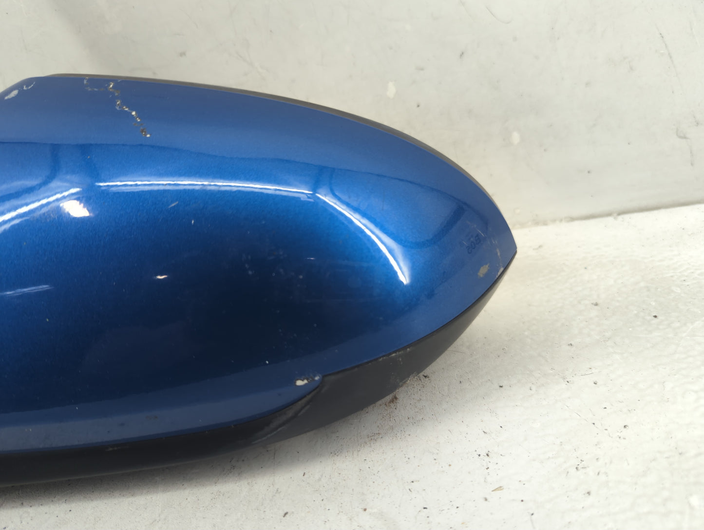 2017-2020 Hyundai Elantra Driver Side View Mirror - Left Door Mirror OEM Used - Oemusedautoparts1.com