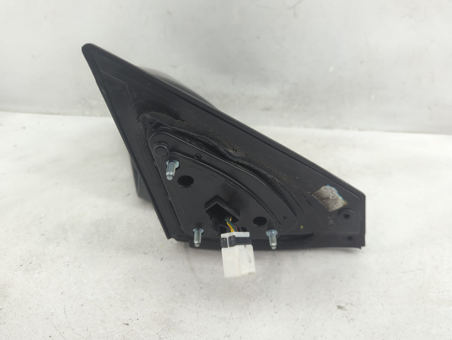 2017-2020 Hyundai Elantra Driver Side View Mirror - Left Door Mirror OEM Used - Oemusedautoparts1.com