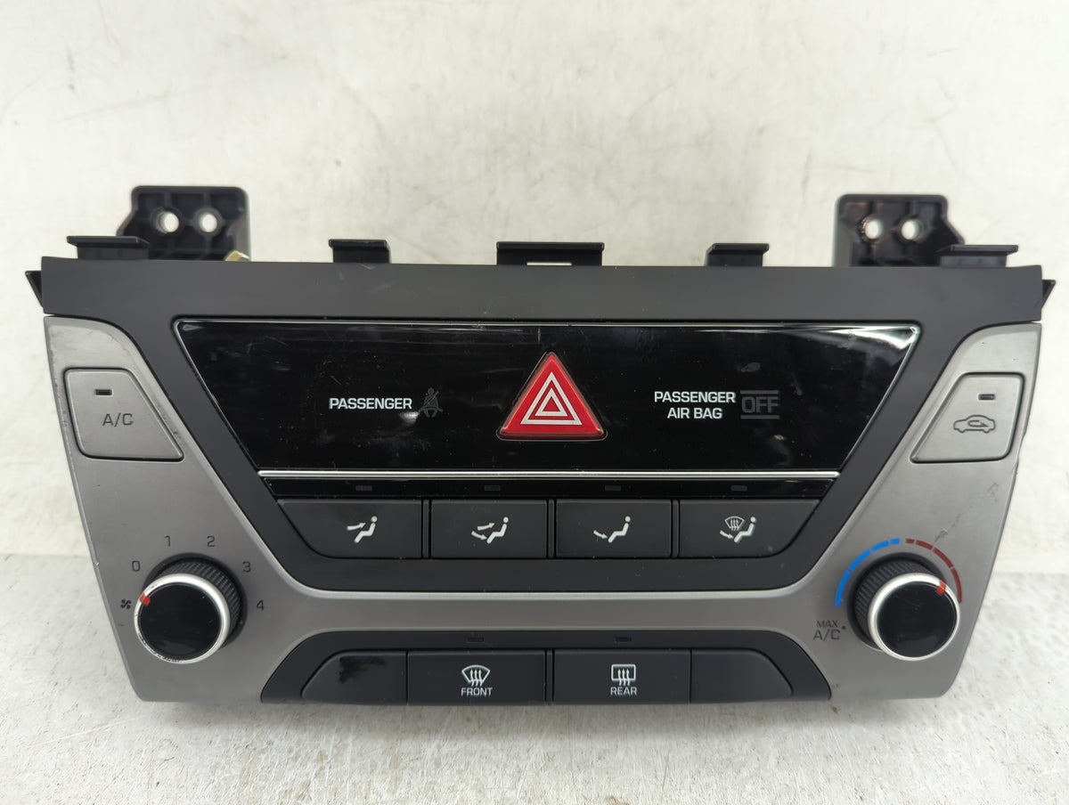 2017 Hyundai Elantra Climate Control Module Temperature AC/Heater Replacement P/N:97250-F20614X 97250-F2XXX Fits OEM Used Au