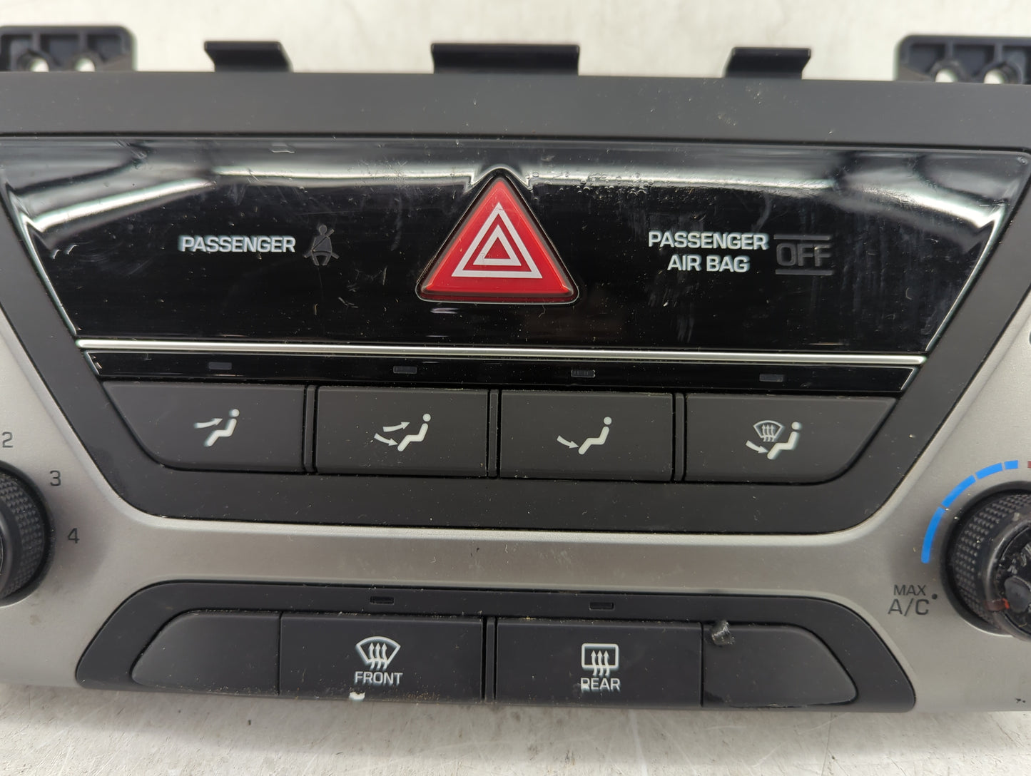 2017-2018 Hyundai Elantra Climate Control Module Temperature AC/Heater Replacement P/N:97250-F20604X 97250-F2XXX Fits OEM Us