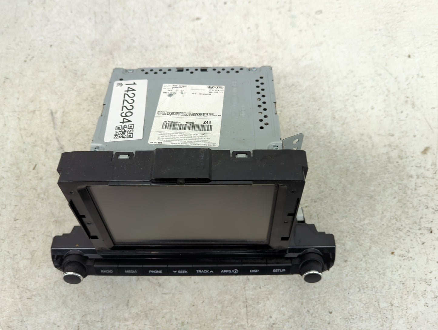 2017-2018 Hyundai Elantra Radio AM FM Cd Player Receiver Replacement Fits Fits 2017 2018 OEM Used Auto Parts - Oemusedautopa