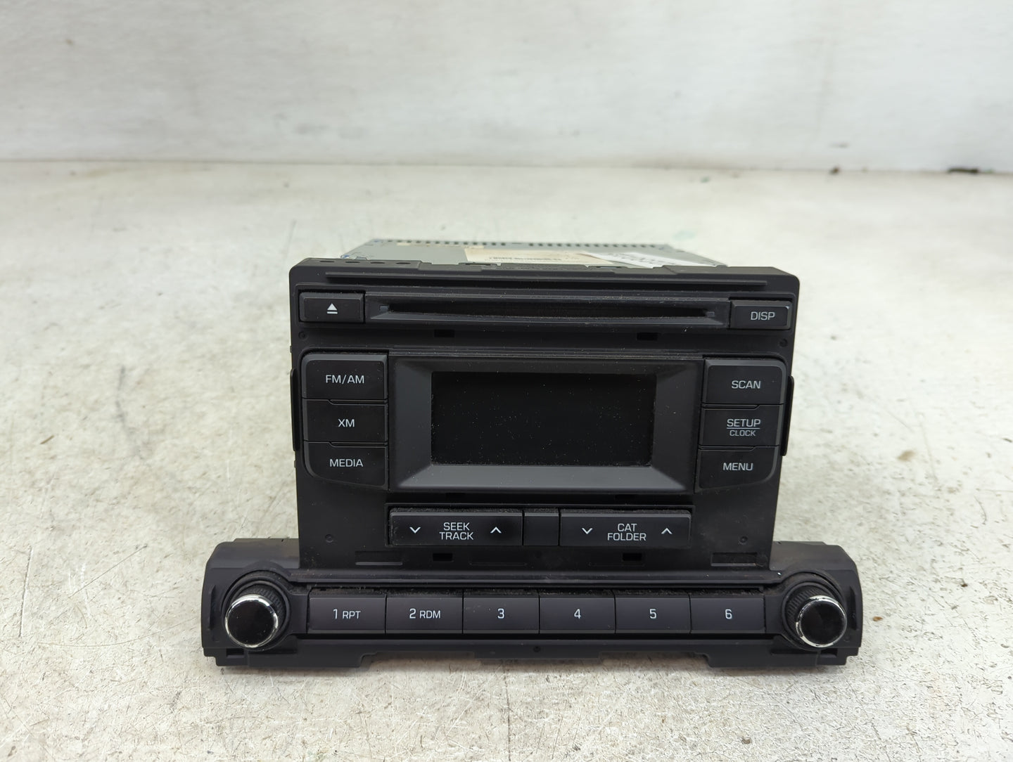 2017-2018 Hyundai Elantra Radio AM FM Cd Player Receiver Replacement P/N:96170-F2100UAT Fits Fits 2017 2018 OEM Used Auto Pa