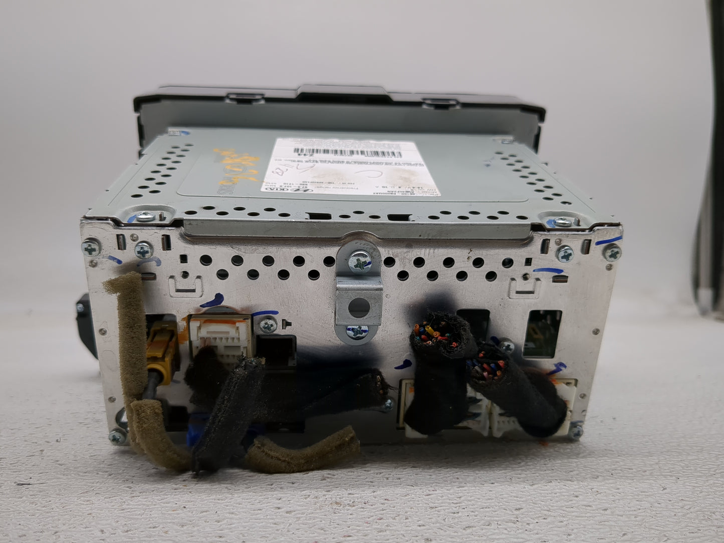 2017-2018 Hyundai Elantra Radio AM FM Cd Player Receiver Replacement P/N:96160-F2100UAT Fits Fits 2017 2018 OEM Used Auto Pa