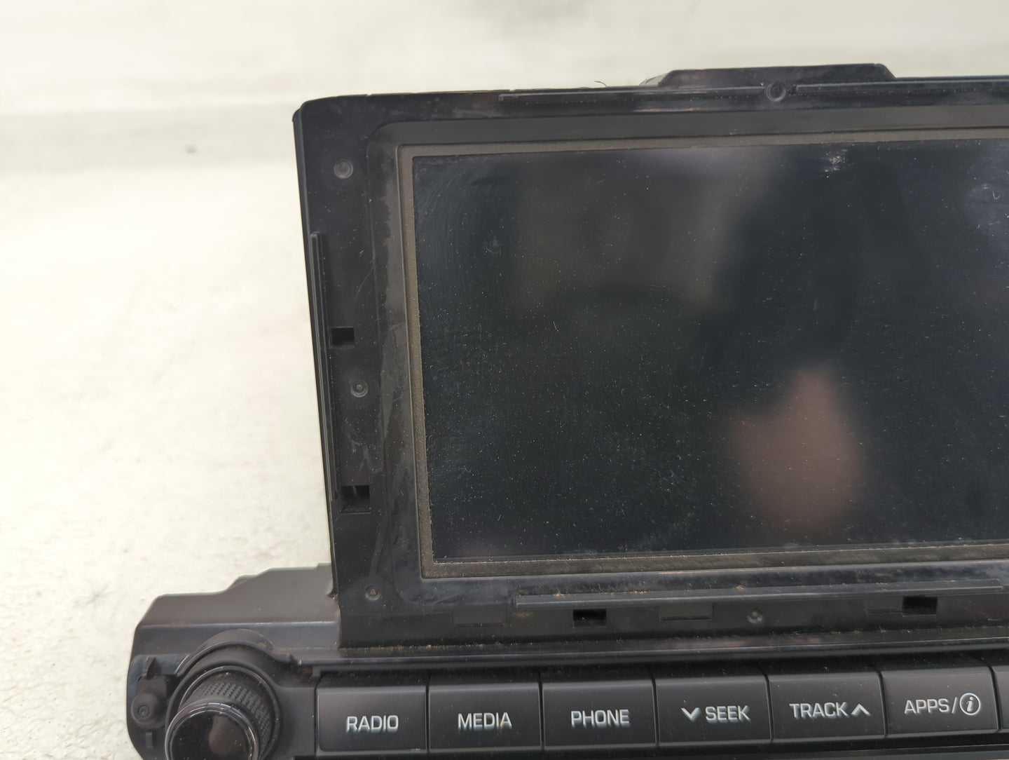 2017-2018 Hyundai Elantra Radio AM FM Cd Player Receiver Replacement P/N:96160-F2100UAT Fits Fits 2017 2018 OEM Used Auto Pa