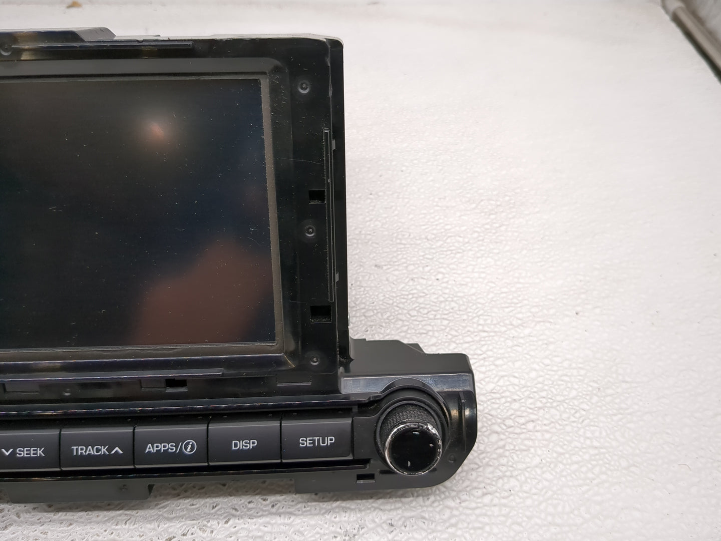 2017-2018 Hyundai Elantra Radio AM FM Cd Player Receiver Replacement P/N:96160-F2100UAT Fits Fits 2017 2018 OEM Used Auto Pa