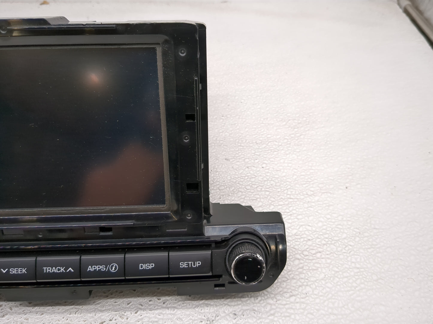 2017-2018 Hyundai Elantra Radio AM FM Cd Player Receiver Replacement P/N:96160-F2100UAT Fits Fits 2017 2018 OEM Used Auto Pa