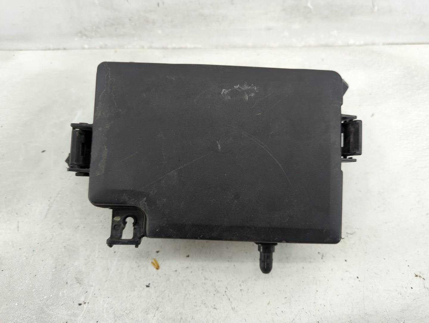 2017 Hyundai Elantra Fusebox Fuse Box Panel Relay Module P/N:91956-F2021 Fits OEM Used Auto Parts - Oemusedautoparts1.com