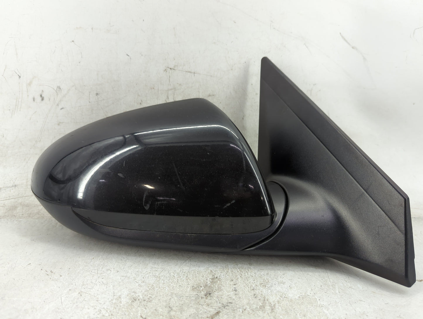 2017-2020 Hyundai Elantra Passenger Side View Mirror - Right Door Mirror OEM Used - Oemusedautoparts1.com