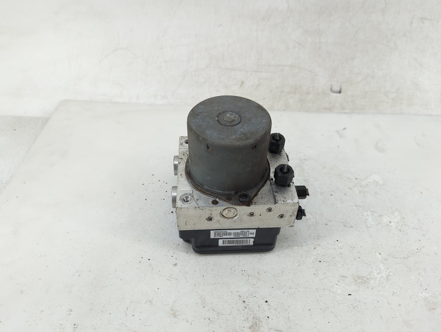 2017-2019 Hyundai Elantra ABS Pump Control Module Replacement P/N:58900-F2500 Fits Fits 2017 2018 2019 OEM Used Auto Parts -
