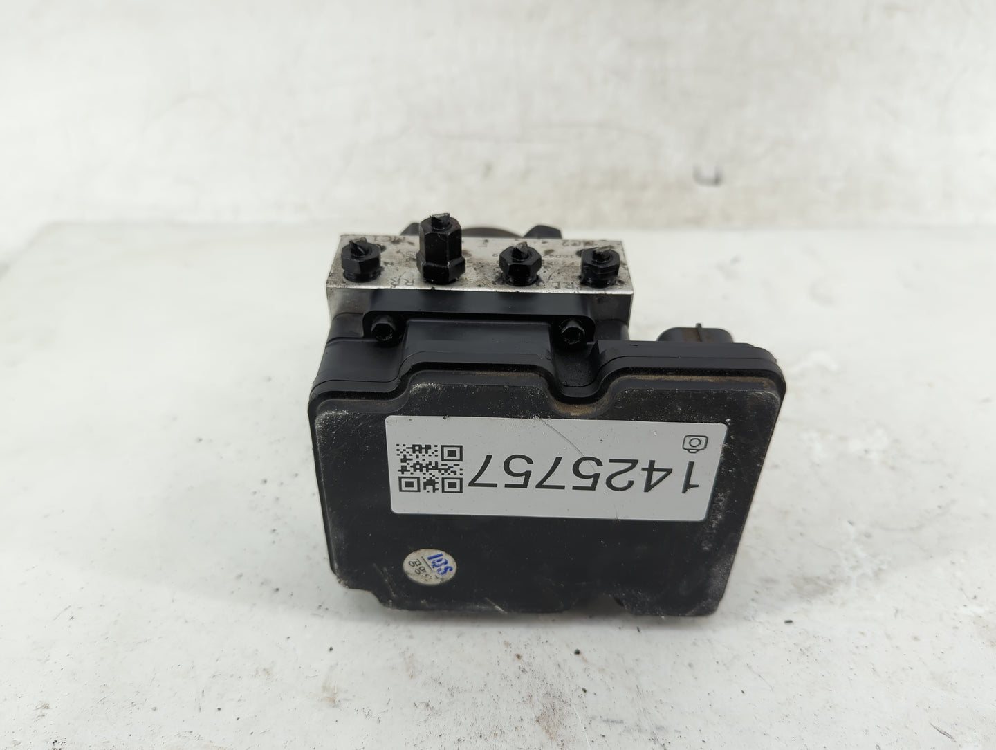 2017-2019 Hyundai Elantra ABS Pump Control Module Replacement P/N:58900-F2500 Fits Fits 2017 2018 2019 OEM Used Auto Parts -