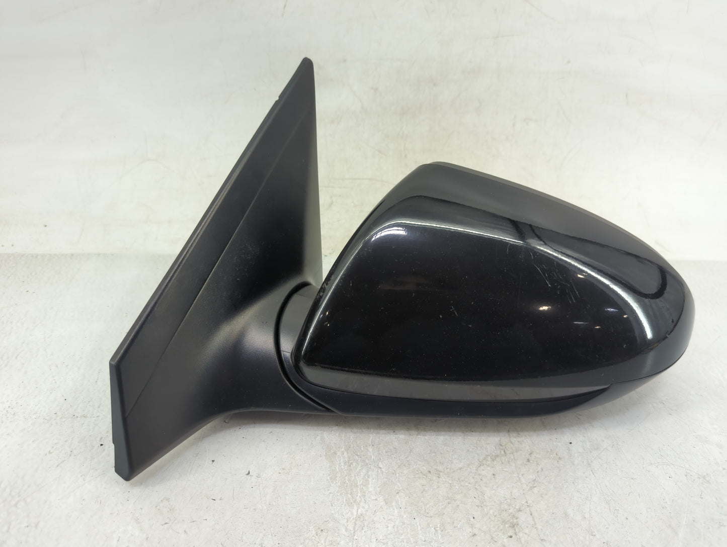 2017-2020 Hyundai Elantra Driver Side View Mirror - Left Door Mirror OEM Used - Oemusedautoparts1.com