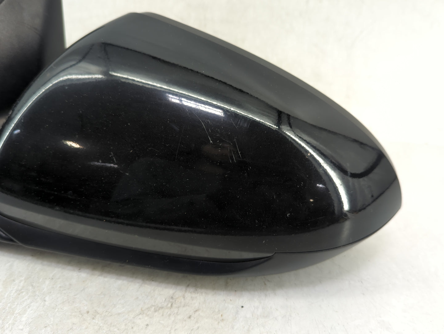 2017-2020 Hyundai Elantra Driver Side View Mirror - Left Door Mirror OEM Used - Oemusedautoparts1.com