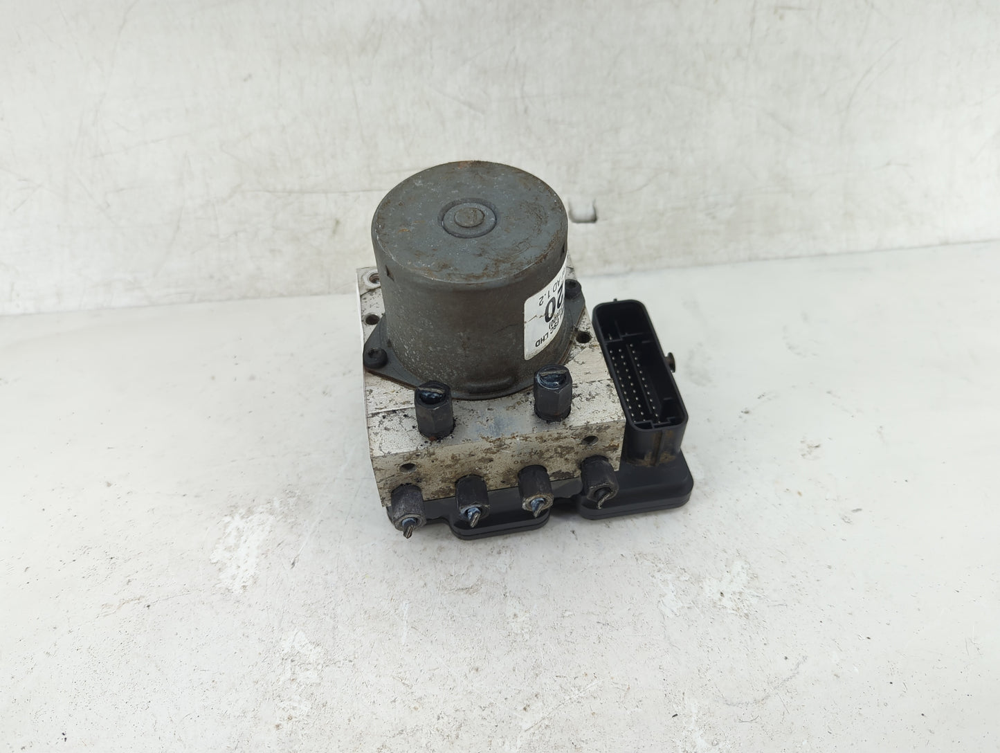2017-2019 Hyundai Elantra ABS Pump Control Module Replacement P/N:F2589-30500 58900-F2500 Fits Fits 2017 2018 2019 OEM Used 