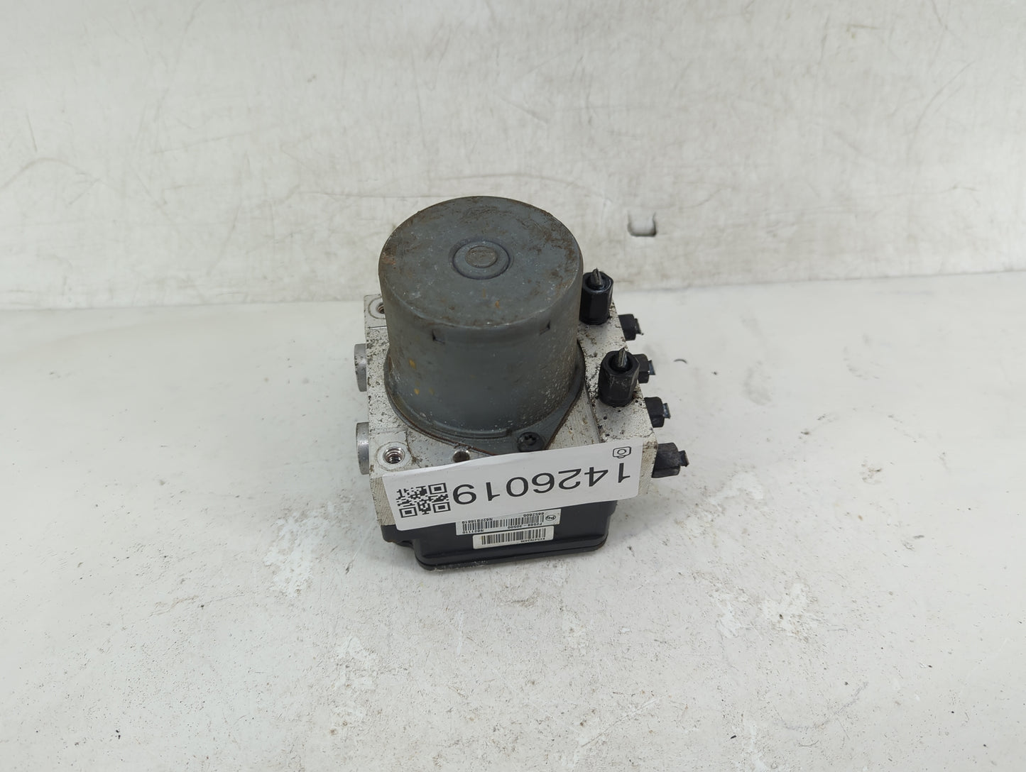 2017-2019 Hyundai Elantra ABS Pump Control Module Replacement P/N:F2589-30500 58900-F2500 Fits Fits 2017 2018 2019 OEM Used 