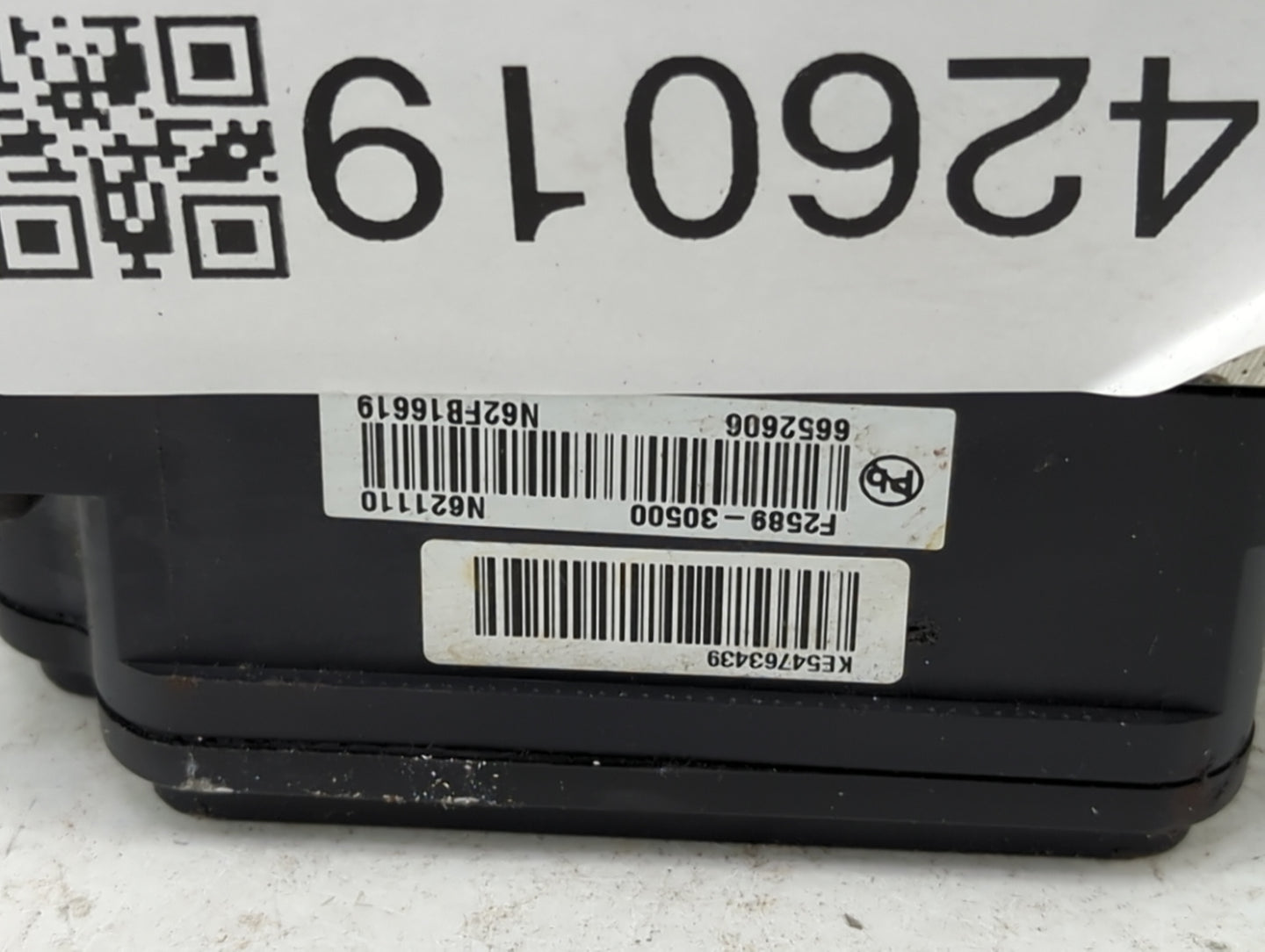 2017-2019 Hyundai Elantra ABS Pump Control Module Replacement P/N:F2589-30500 58900-F2500 Fits Fits 2017 2018 2019 OEM Used 