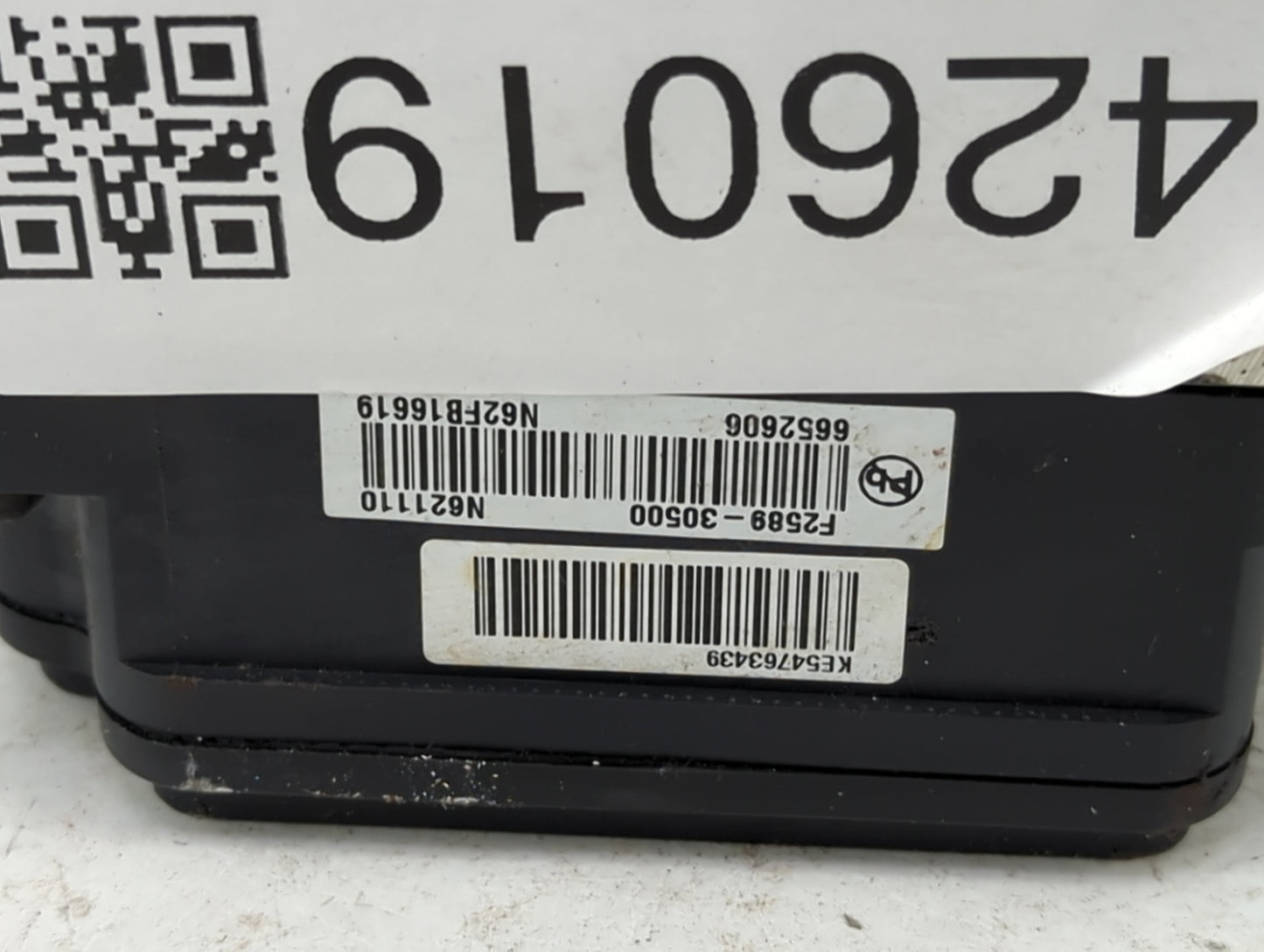 2017-2019 Hyundai Elantra ABS Pump Control Module Replacement P/N:F2589-30500 58900-F2500 Fits Fits 2017 2018 2019 OEM Used 