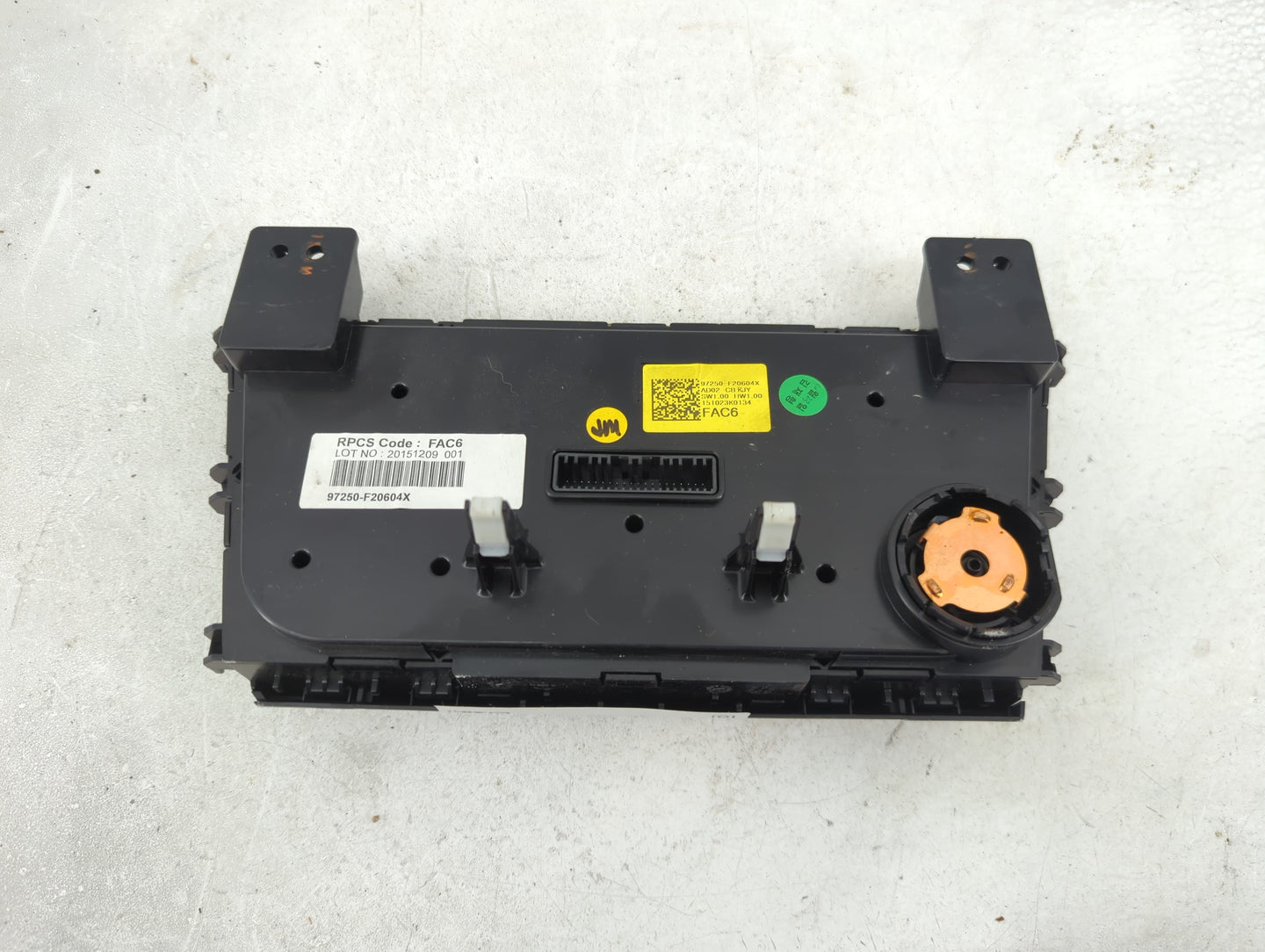 2017-2018 Hyundai Elantra Climate Control Module Temperature AC/Heater Replacement P/N:97250-F20604X Fits Fits 2017 2018 OEM
