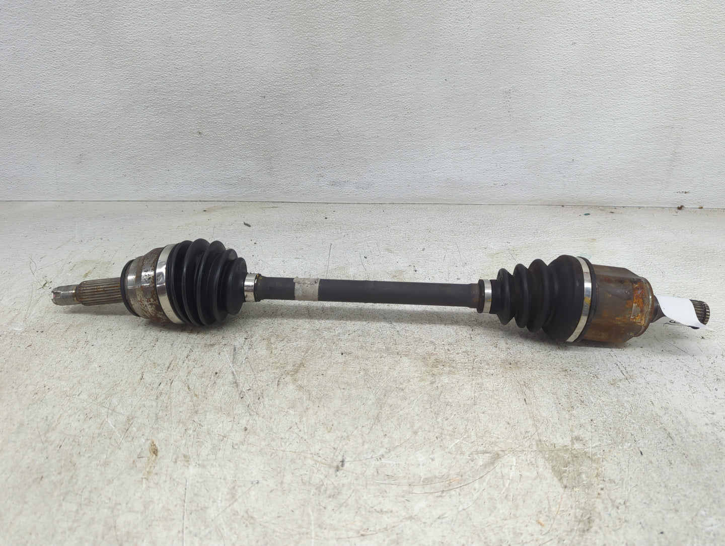 2017-2020 Hyundai Elantra Axle Shaft Front Driver Cv C/v - Oemusedautoparts1.com