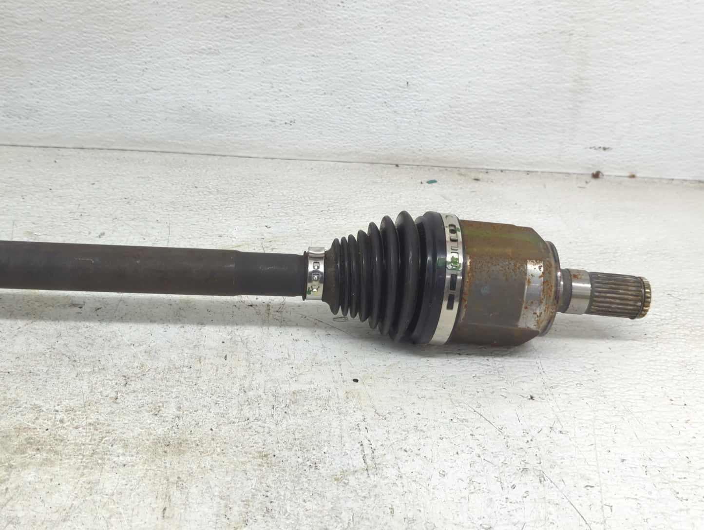 2017-2020 Hyundai Elantra Axle Shaft Front Passenger Cv C/v - Oemusedautoparts1.com