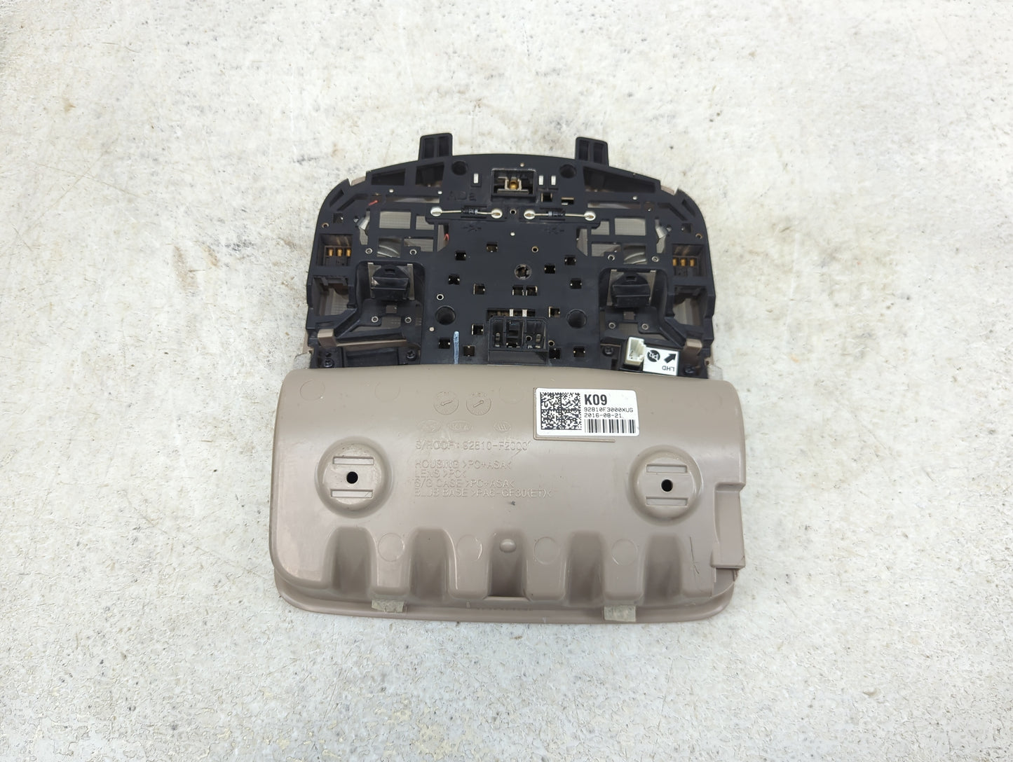 2017 Hyundai Elantra Overhead Roof Console - Oemusedautoparts1.com