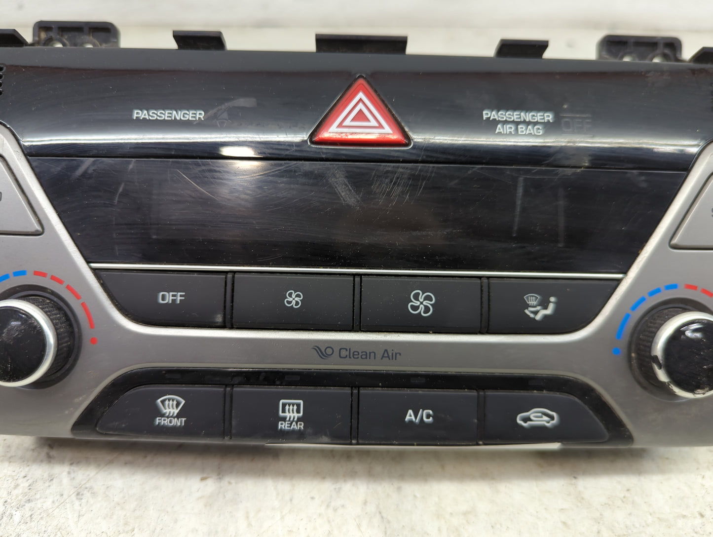 2017-2018 Hyundai Elantra Climate Control Module Temperature AC/Heater Replacement P/N:97250-F2231RET Fits Fits 2017 2018 OE