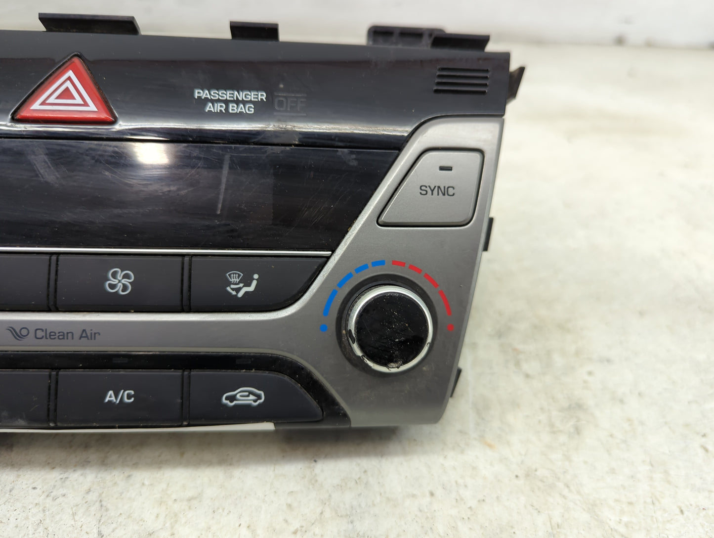 2017-2018 Hyundai Elantra Climate Control Module Temperature AC/Heater Replacement P/N:97250-F2231RET Fits Fits 2017 2018 OE