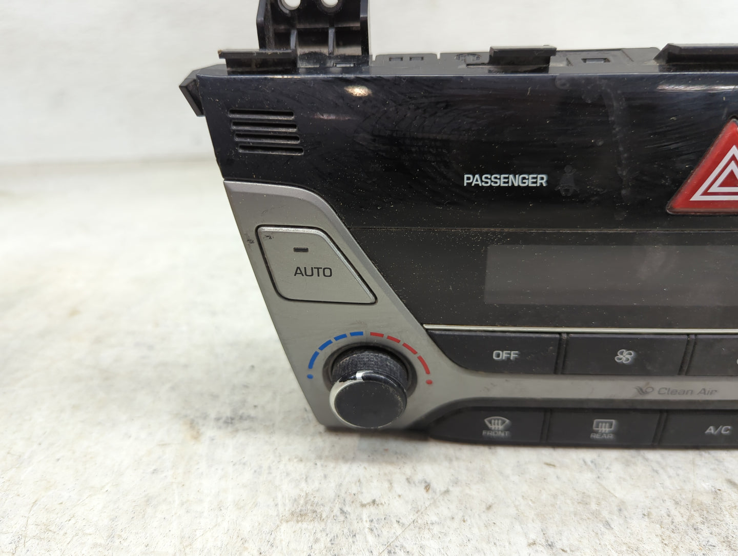 2017-2018 Hyundai Elantra Climate Control Module Temperature AC/Heater Replacement P/N:97250-F2231RET Fits Fits 2017 2018 OE