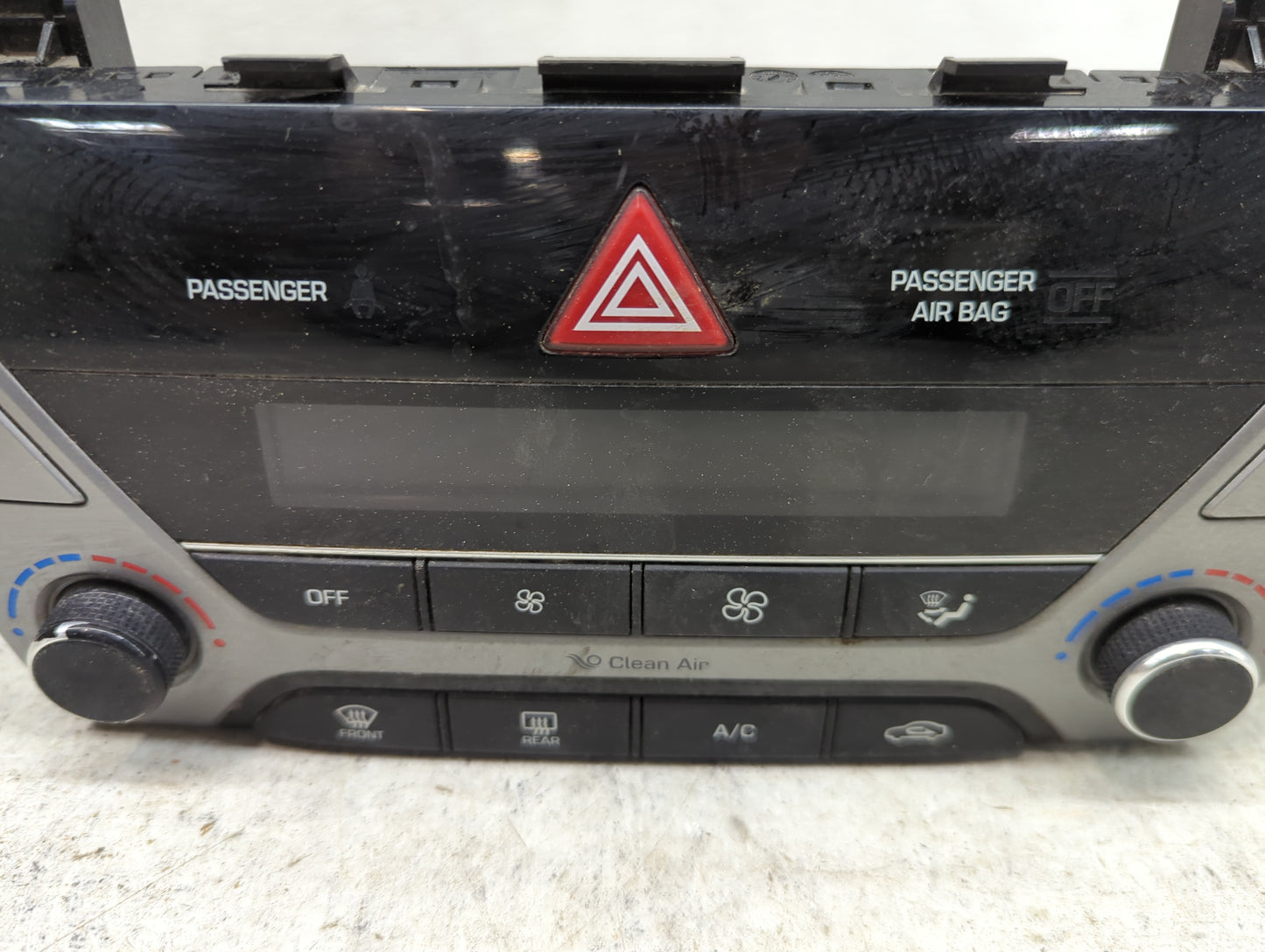 2017-2018 Hyundai Elantra Climate Control Module Temperature AC/Heater Replacement P/N:97250-F2231RET Fits Fits 2017 2018 OE
