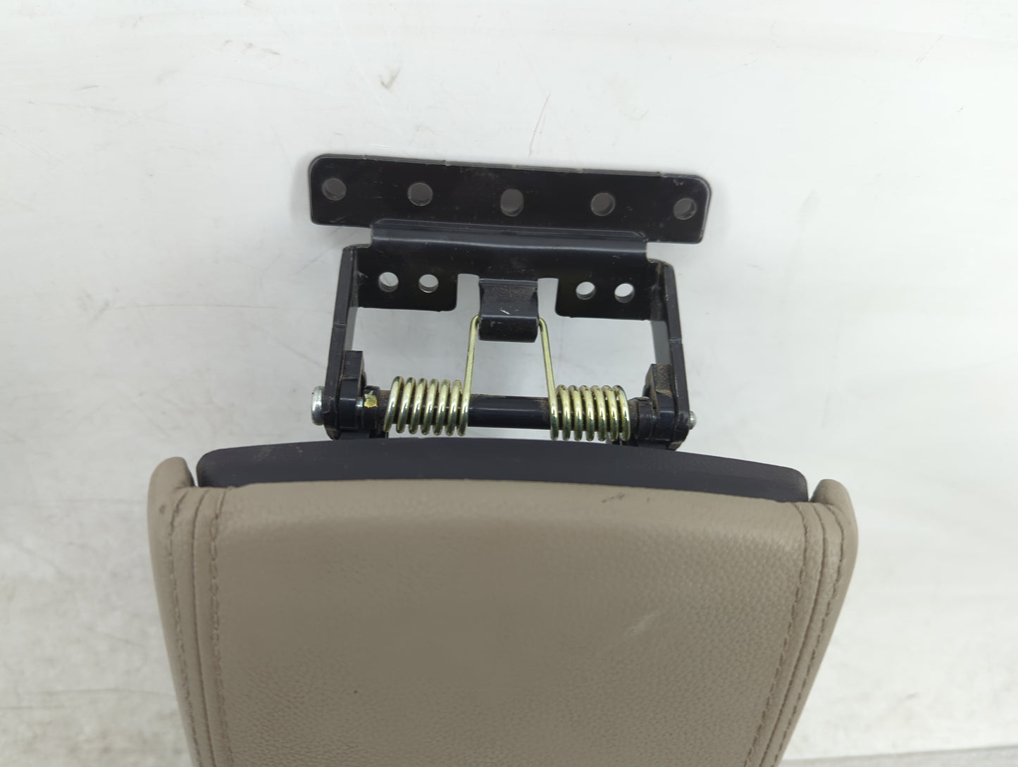 2017 Hyundai Elantra Center Console Armrest Cover Lid Fits OEM Used Auto Parts - Oemusedautoparts1.com