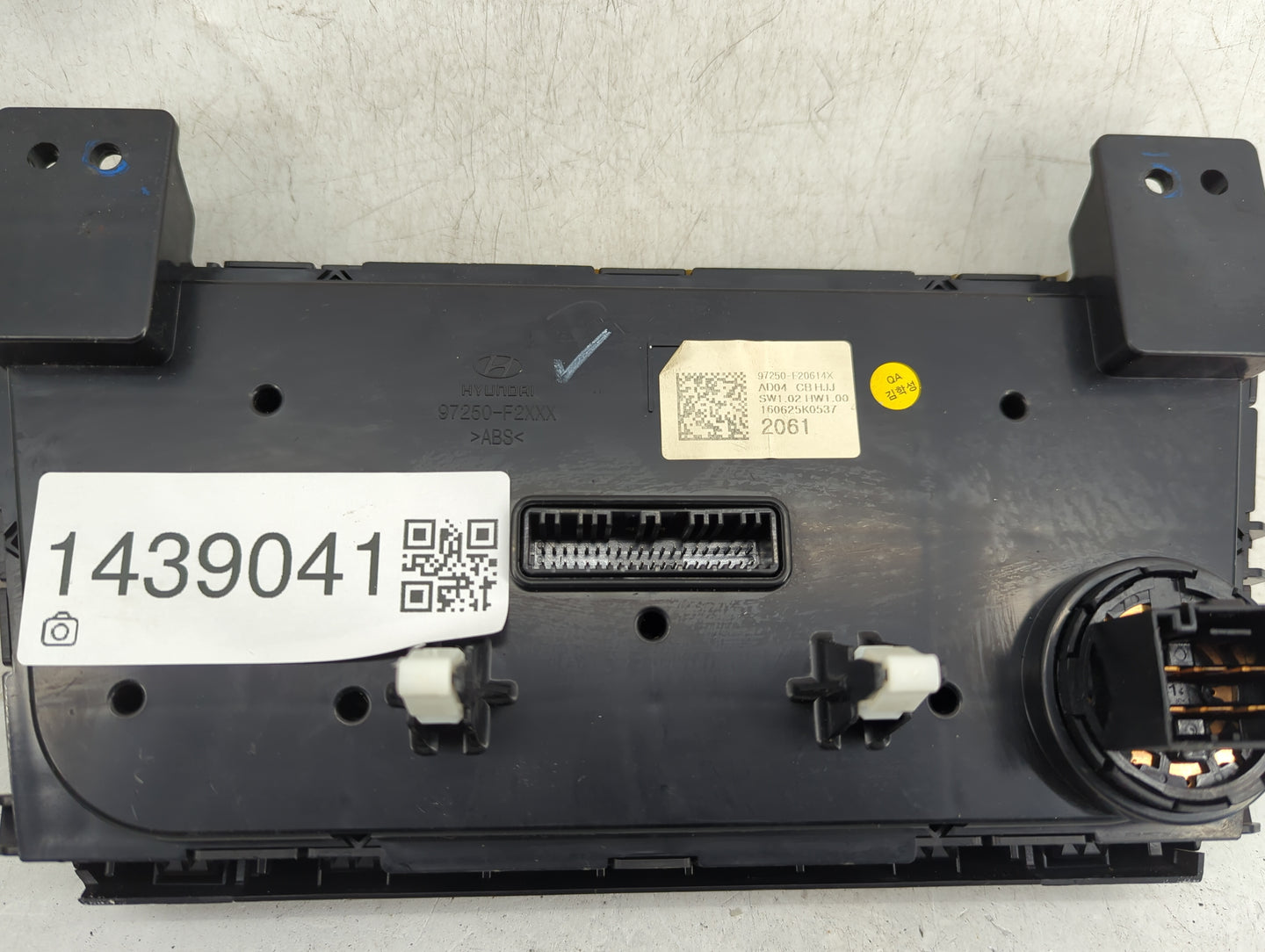 2017-2018 Hyundai Elantra Climate Control Module Temperature AC/Heater Replacement P/N:97250-F20614X 97250-F2XXX Fits OEM Us