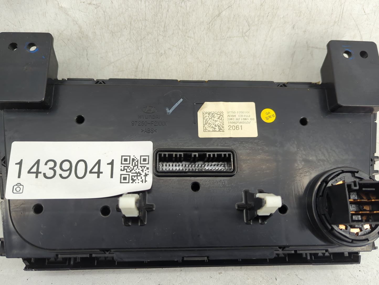 2017-2018 Hyundai Elantra Climate Control Module Temperature AC/Heater Replacement P/N:97250-F20614X 97250-F2XXX Fits OEM Us