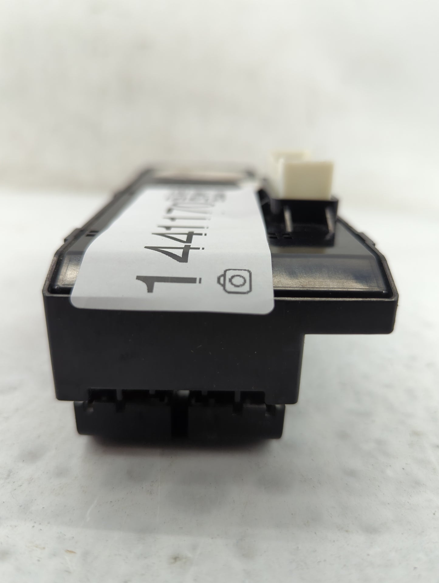 2017-2020 Hyundai Elantra Master Power Window Switch Replacement Driver Side Left P/N:93570-F2100 Fits Fits 2017 2018 2019 2