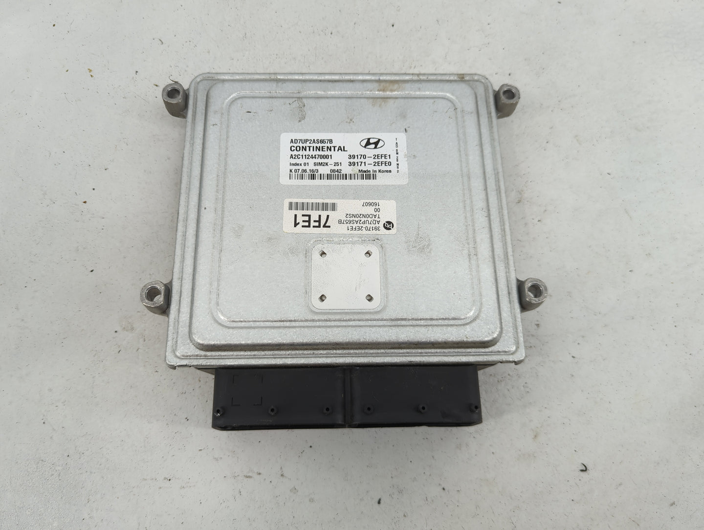 2017-2018 Hyundai Elantra PCM Engine Control Computer ECU ECM PCU OEM P/N:39170-2EFE1 AD7UP2AS657B Fits Fits 2017 2018 OEM U