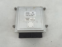 2017-2018 Hyundai Elantra PCM Engine Control Computer ECU ECM PCU OEM P/N:39170-2EFE1 AD7UP2AS657B Fits Fits 2017 2018 OEM U