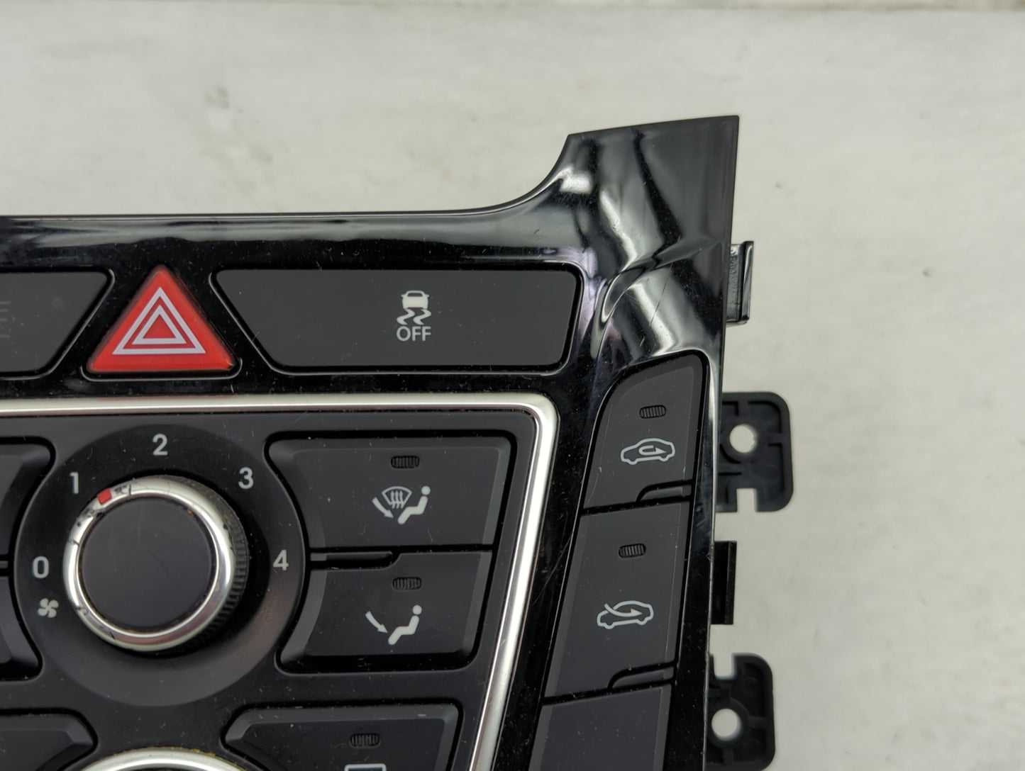 2013-2017 Hyundai Elantra Climate Control Module Temperature AC/Heater Replacement P/N:97250-A5242GU Fits OEM Used Auto Part