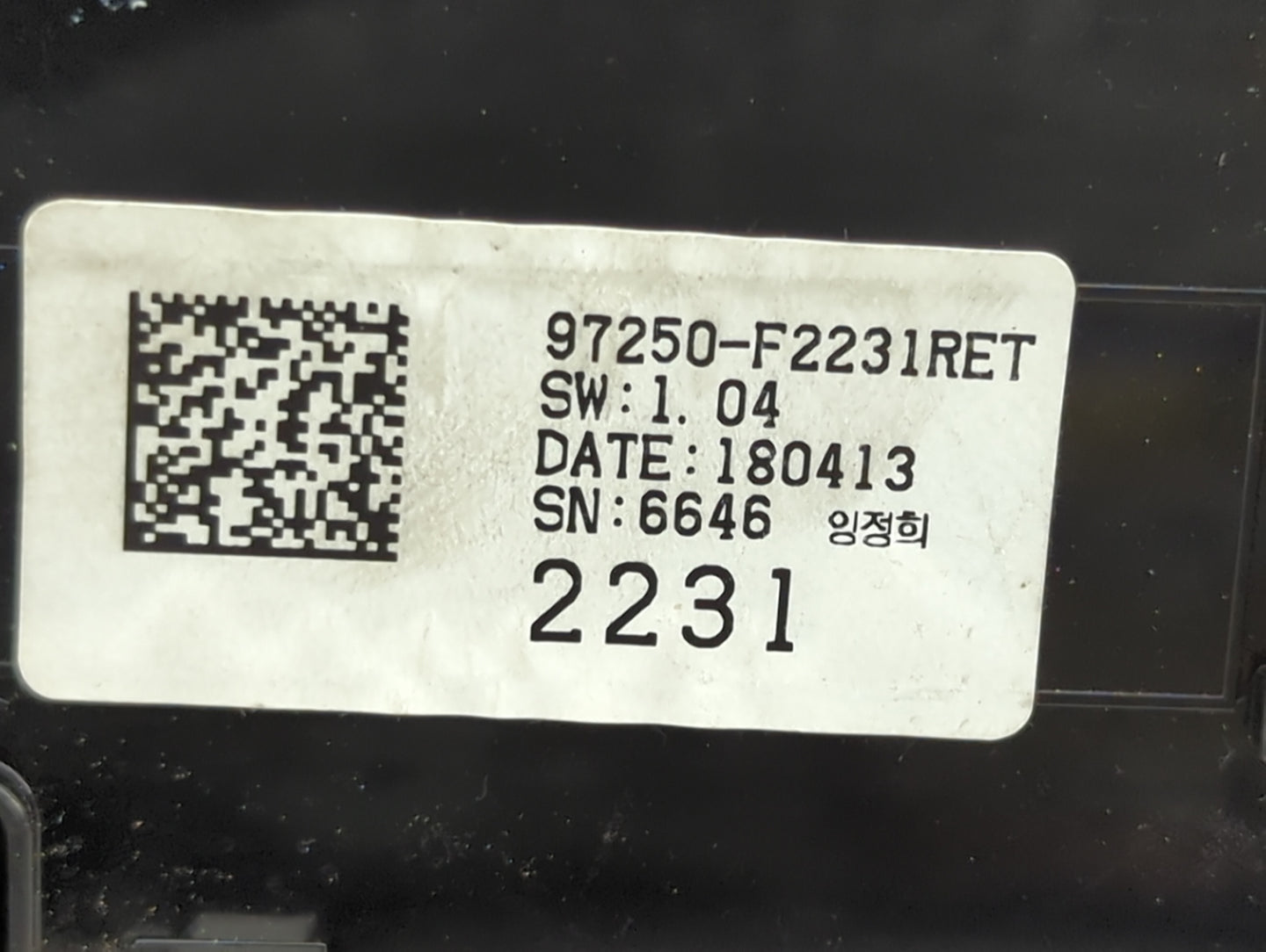 2017-2018 Hyundai Elantra Climate Control Module Temperature AC/Heater Replacement P/N:97250-F2XXX 97250-F2231RET Fits OEM U