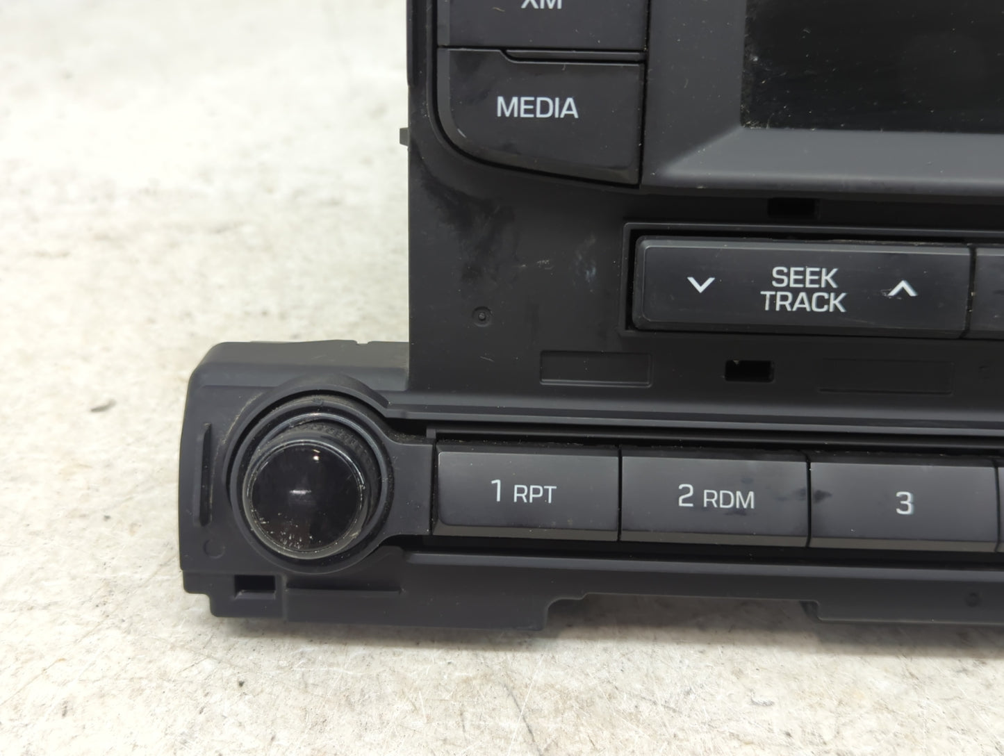 2017-2018 Hyundai Elantra Radio AM FM Cd Player Receiver Replacement P/N:96170-F2100UAT AC180F2AN Fits Fits 2017 2018 OEM Us