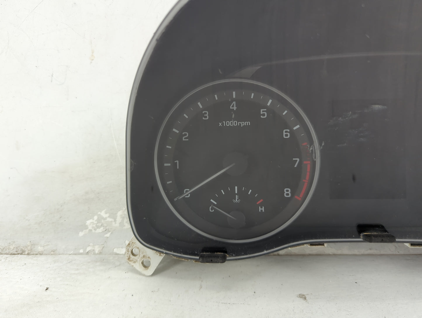 2017-2018 Hyundai Elantra Instrument Cluster Speedometer Gauges P/N:94001-F3010 TN157580-01021H Fits Fits 2017 2018 OEM Used