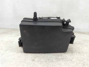 2017 Hyundai Elantra Fusebox Fuse Box Panel Relay Module P/N:18980-09630 18980-09625, 1605260199 Fits OEM Used Auto Parts - 