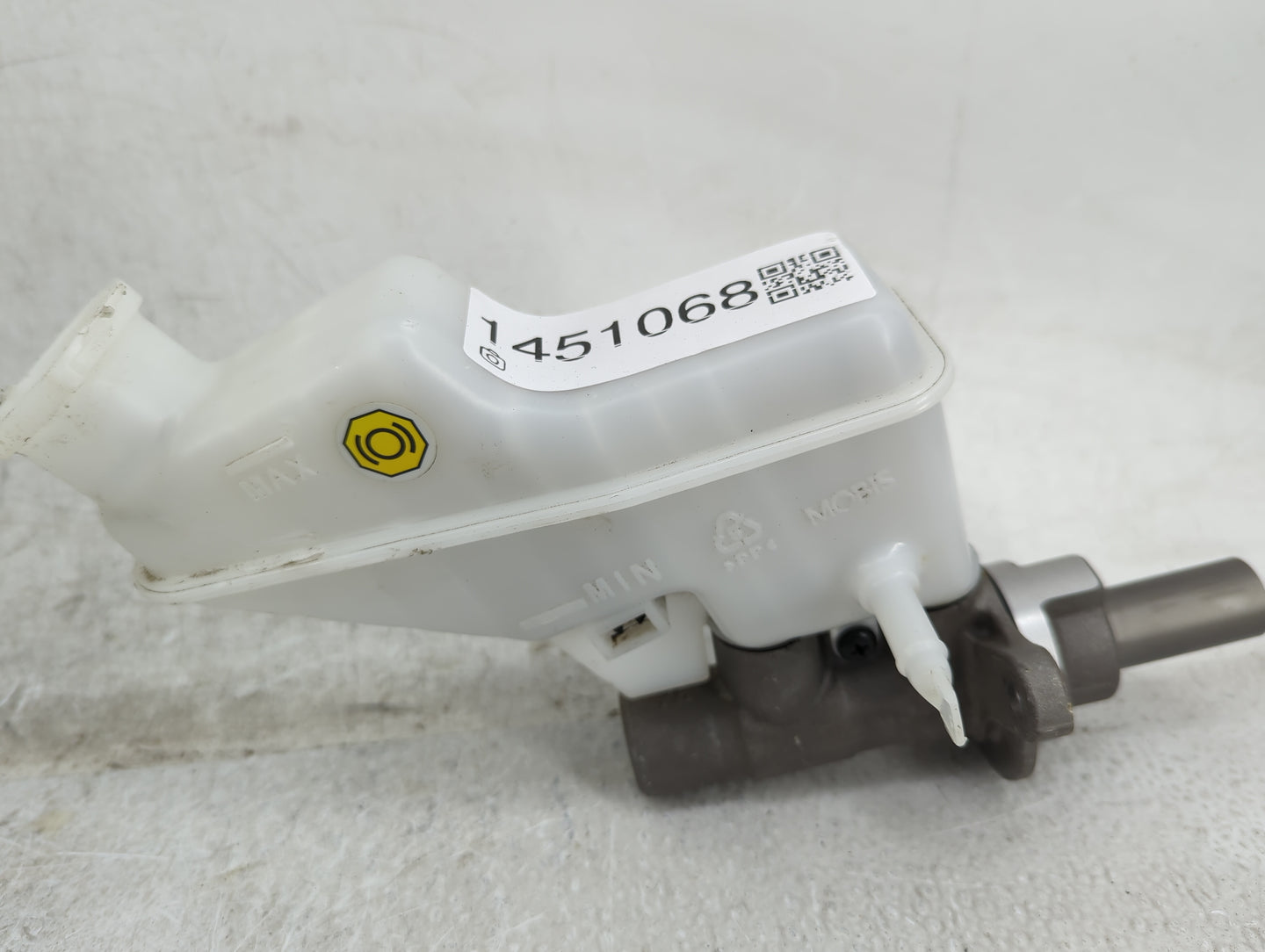 Hyundai Elantra Brake Master Cylinder 1451068 - Oemusedautoparts1.com