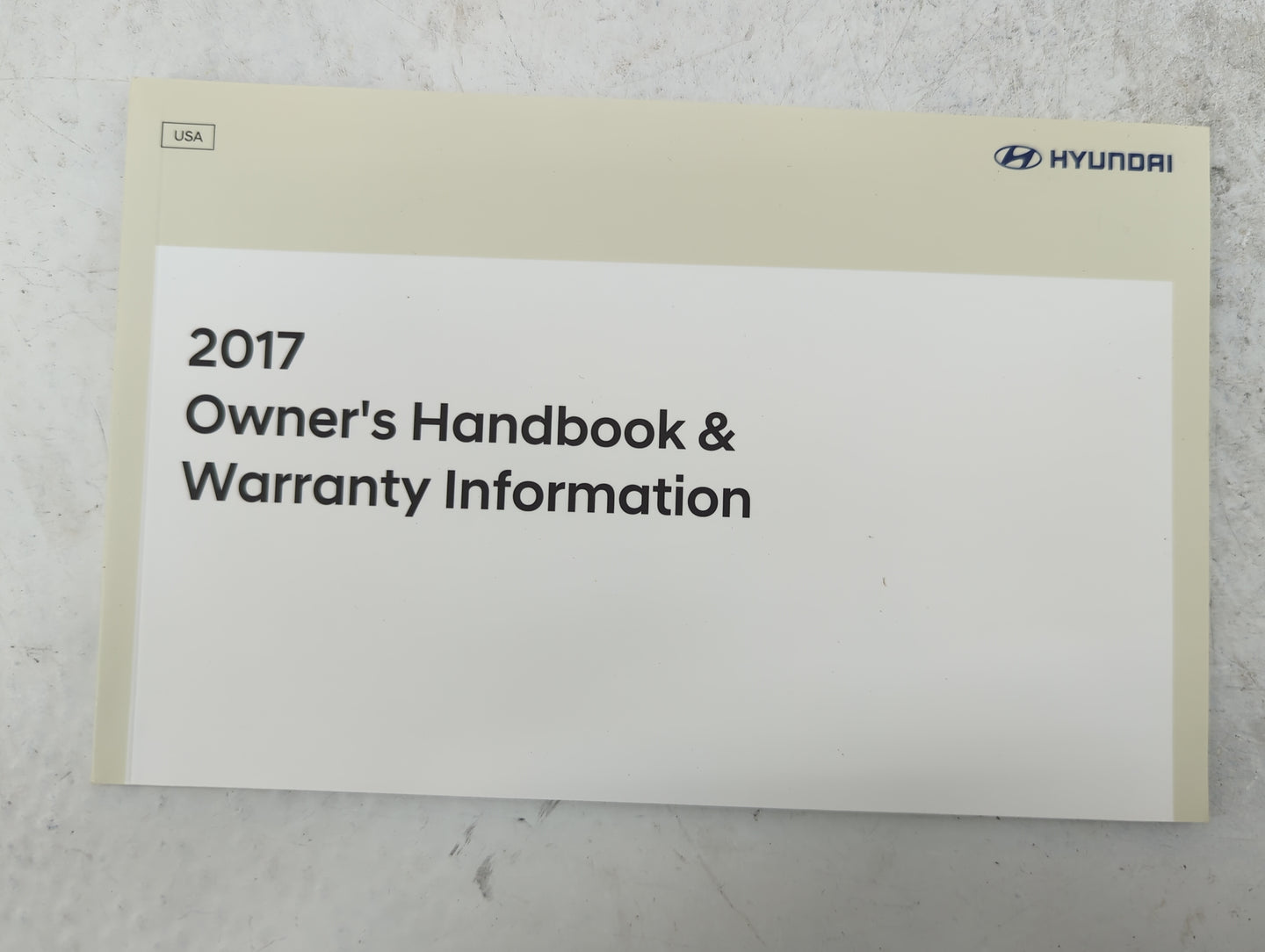 2017 Hyundai Elantra Owners Manual Book Guide P/N:F2MS7-B5000 F2EUF11 OEM Used Auto Parts - Oemusedautoparts1.com